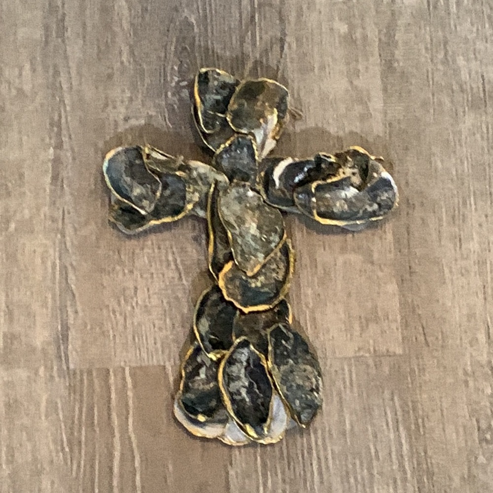 Handmade Shell Cross - Picture 9 of 17
